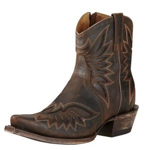 NIB Ariat Santos Ankle Boots